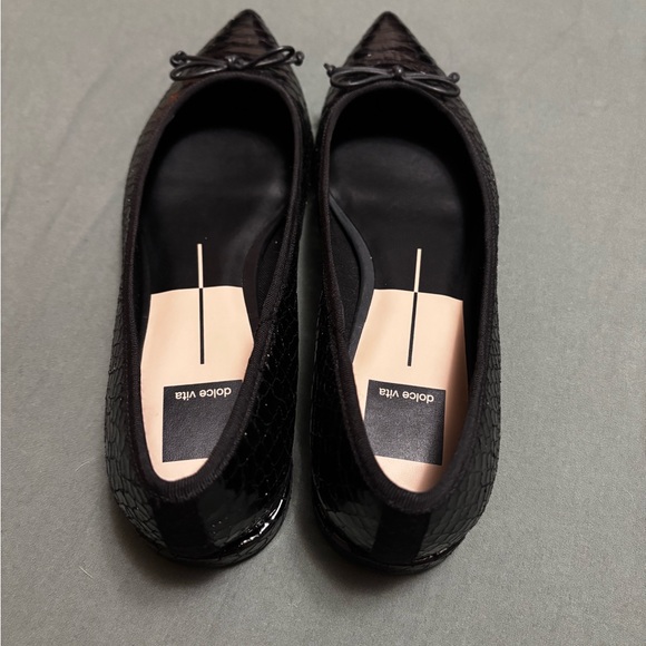 Dolce Vita Black Croc-Embossed Flats - Picture 3 of 6